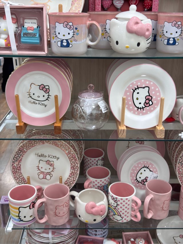 网红蛋糕宠物狗：甜蜜的陪伴，温馨的日常